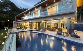 Villa Thousand Hills - 9 Bedroom Luxury Villa, Nai Harn Beach